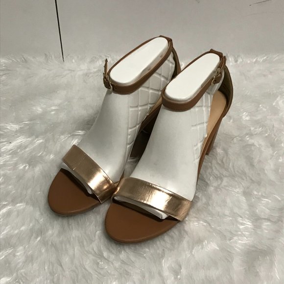 CL by Chinese Laundry Women's Sandal - Picture 2 of 11